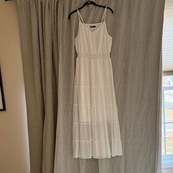 PrettyGarden Dresses & Skirts - White midi summer dress